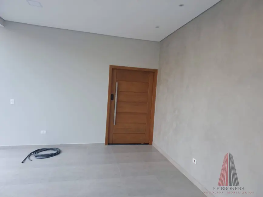 Foto 2 de Casa com 3 quartos à venda, 250m2 em Zona Industrial, Sorocaba - SP