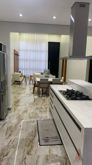 Casa com 3 quartos à venda, 280m2 em Parque Residencial Villa dos Inglezes, Sorocaba - SP - imagem 6 Foto 6 de Casa com 3 quartos à venda, 280m2 em Parque Residencial Villa dos Inglezes, Sorocaba - SP