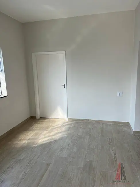 Casa com 2 quartos para alugar, 253m2 em Vila Jardini, Sorocaba - SP - imagem 9 Foto 9 de Casa com 2 quartos para alugar, 253m2 em Vila Jardini, Sorocaba - SP