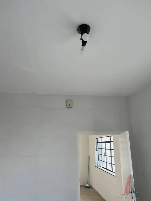 Casa com 2 quartos para alugar, 253m2 em Vila Jardini, Sorocaba - SP - imagem 5 Foto 5 de Casa com 2 quartos para alugar, 253m2 em Vila Jardini, Sorocaba - SP