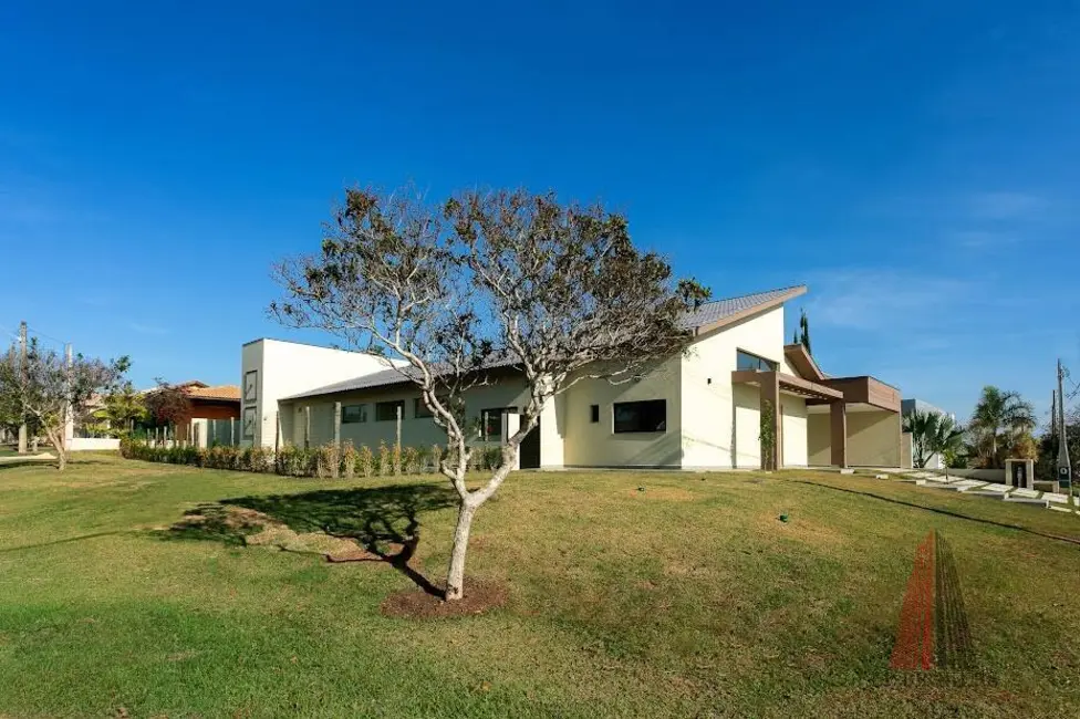 Foto 5 de Casa de Condomínio com 3 quartos à venda, 1027m2 em Aracoiaba Da Serra - SP