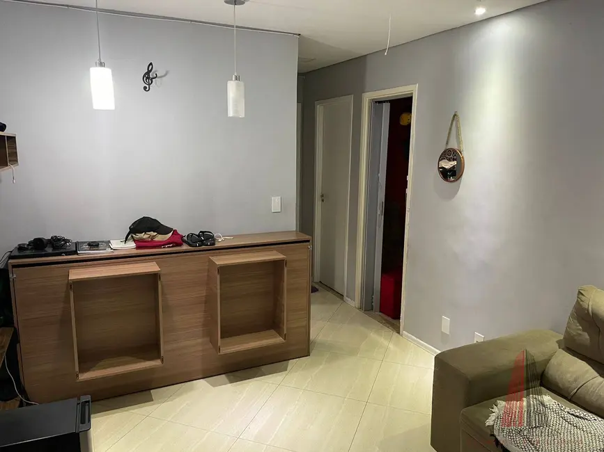 Foto 4 de Apartamento com 2 quartos à venda, 49m2 em Lopes de Oliveira, Sorocaba - SP