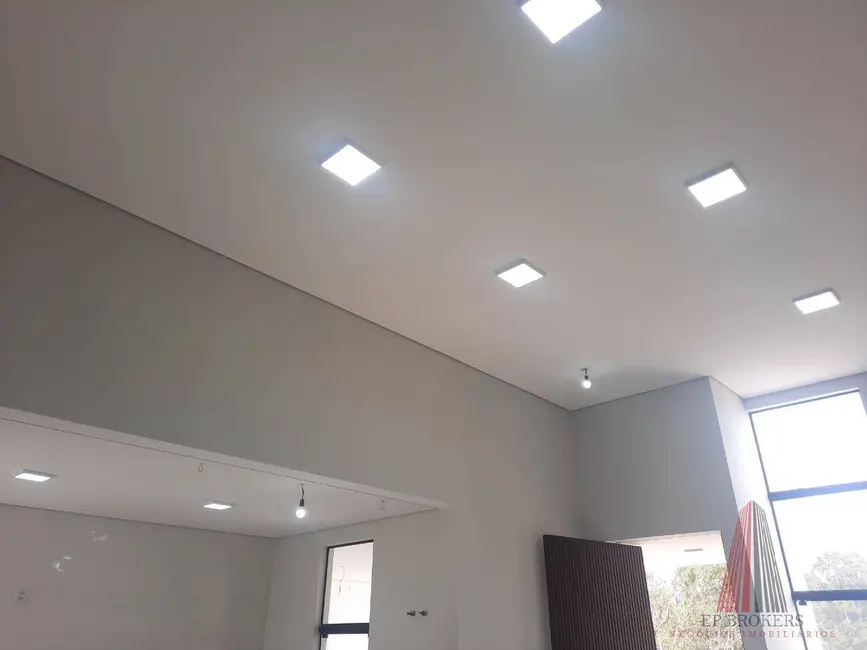 Casa de Condomínio com 3 quartos à venda e para alugar, 265m2 em Aparecidinha, Sorocaba - SP - imagem 5 Foto 5 de Casa de Condomínio com 3 quartos à venda e para alugar, 265m2 em Aparecidinha, Sorocaba - SP