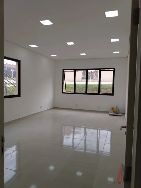 Sala Comercial à venda, 38m2 em Vila Hortência, Sorocaba - SP - imagem 3 Foto 3 de Sala Comercial à venda, 38m2 em Vila Hortência, Sorocaba - SP