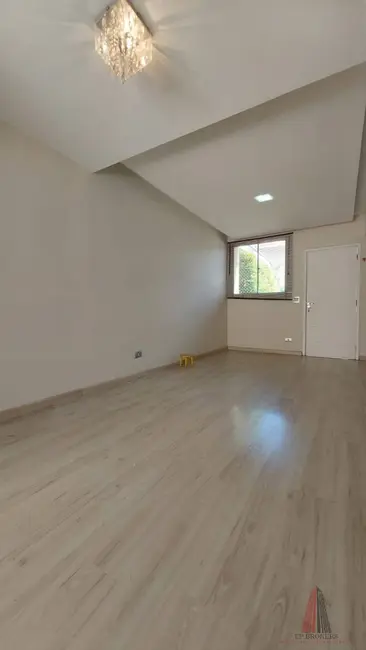 Casa com 3 quartos à venda, 102m2 em Jardim Vera Cruz, Sorocaba - SP - imagem 6 Foto 6 de Casa com 3 quartos à venda, 102m2 em Jardim Vera Cruz, Sorocaba - SP