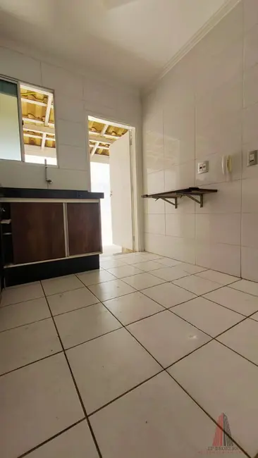 Casa com 3 quartos à venda, 102m2 em Jardim Vera Cruz, Sorocaba - SP - imagem 9 Foto 9 de Casa com 3 quartos à venda, 102m2 em Jardim Vera Cruz, Sorocaba - SP