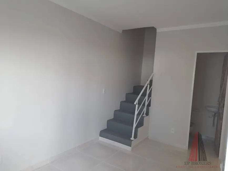 Sobrado com 2 quartos à venda, 75m2 em Jardim Wanel Ville V, Sorocaba - SP - imagem 4 Foto 4 de Sobrado com 2 quartos à venda, 75m2 em Jardim Wanel Ville V, Sorocaba - SP