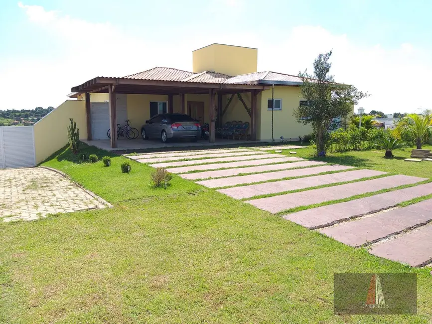Foto 3 de Casa com 3 quartos à venda, 800m2 em Aracoiaba Da Serra - SP