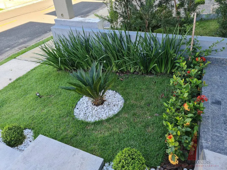 Foto 2 de Sobrado com 4 quartos à venda e para alugar, 300m2 em Jardim do Paço, Sorocaba - SP