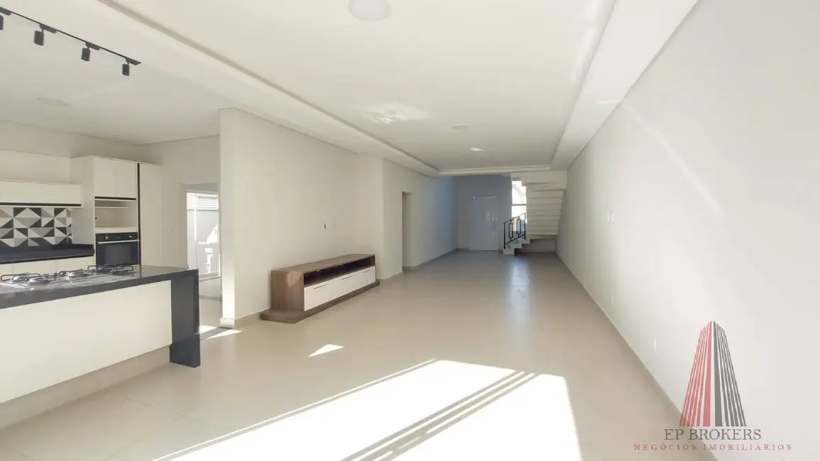 Foto 7 de Sobrado com 4 quartos à venda e para alugar, 300m2 em Jardim do Paço, Sorocaba - SP