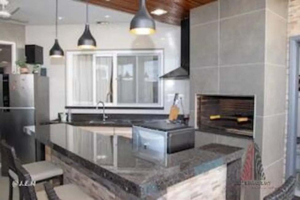 Sobrado com 3 quartos à venda, 310m2 em Jardim Residencial Chácara Ondina, Sorocaba - SP - imagem 5 Foto 5 de Sobrado com 3 quartos à venda, 310m2 em Jardim Residencial Chácara Ondina, Sorocaba - SP