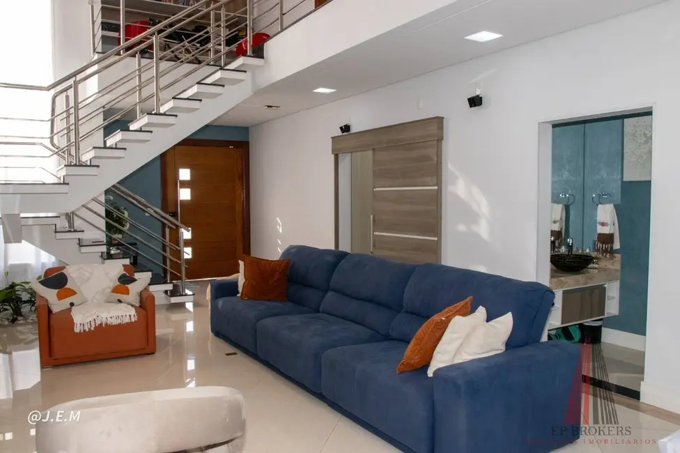 Sobrado com 3 quartos à venda, 310m2 em Jardim Residencial Chácara Ondina, Sorocaba - SP - imagem 2 Foto 2 de Sobrado com 3 quartos à venda, 310m2 em Jardim Residencial Chácara Ondina, Sorocaba - SP