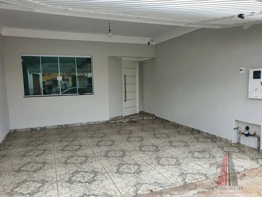 Casa com 4 quartos à venda em Jardim Santo André, Sorocaba - SP - imagem 3 Foto 3 de Casa com 4 quartos à venda em Jardim Santo André, Sorocaba - SP