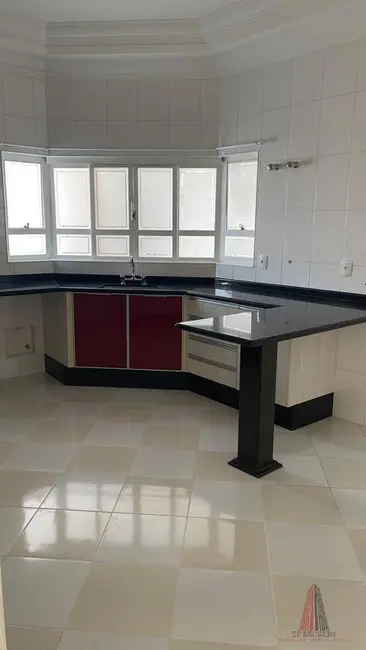 Sobrado com 4 quartos para alugar, 360m2 em Jardim Residencial Tivoli Park, Sorocaba - SP - imagem 7 Foto 7 de Sobrado com 4 quartos para alugar, 360m2 em Jardim Residencial Tivoli Park, Sorocaba - SP