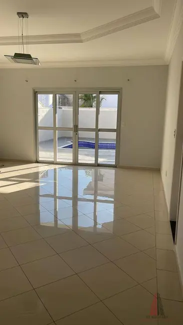 Sobrado com 4 quartos para alugar, 360m2 em Jardim Residencial Tivoli Park, Sorocaba - SP - imagem 4 Foto 4 de Sobrado com 4 quartos para alugar, 360m2 em Jardim Residencial Tivoli Park, Sorocaba - SP