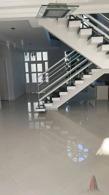 Sobrado com 4 quartos para alugar, 360m2 em Jardim Residencial Tivoli Park, Sorocaba - SP - imagem 9 Foto 9 de Sobrado com 4 quartos para alugar, 360m2 em Jardim Residencial Tivoli Park, Sorocaba - SP