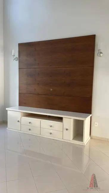 Sobrado com 4 quartos para alugar, 360m2 em Jardim Residencial Tivoli Park, Sorocaba - SP - imagem 5 Foto 5 de Sobrado com 4 quartos para alugar, 360m2 em Jardim Residencial Tivoli Park, Sorocaba - SP