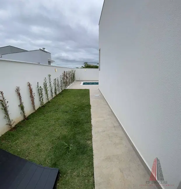 Foto 8 de Casa com 3 quartos à venda, 310m2 em Votorantim - SP