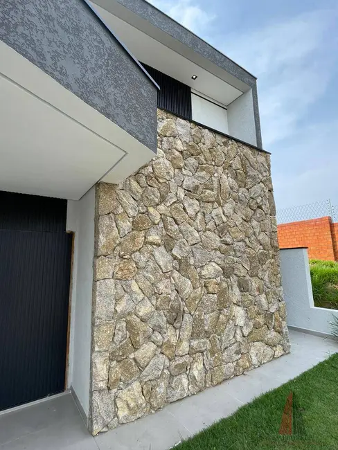 Casa com 3 quartos à venda, 184m2 em Cajuru do Sul, Sorocaba - SP - imagem 3 Foto 3 de Casa com 3 quartos à venda, 184m2 em Cajuru do Sul, Sorocaba - SP