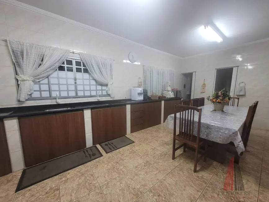 Foto 7 de Chácara com 3 quartos à venda, 1250m2 em Aracoiaba Da Serra - SP