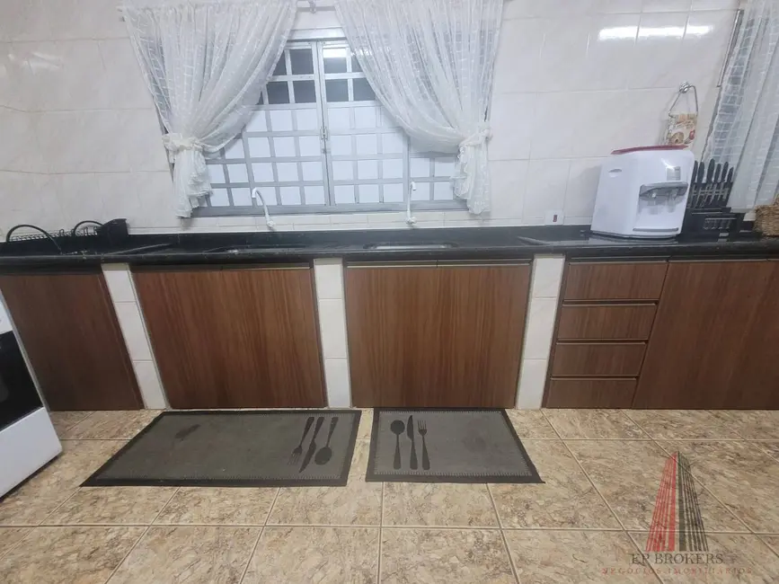 Foto 8 de Chácara com 3 quartos à venda, 1250m2 em Aracoiaba Da Serra - SP