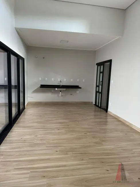 Casa com 3 quartos à venda, 265m2 em Jardim Residencial Le France, Sorocaba - SP - imagem 5 Foto 5 de Casa com 3 quartos à venda, 265m2 em Jardim Residencial Le France, Sorocaba - SP