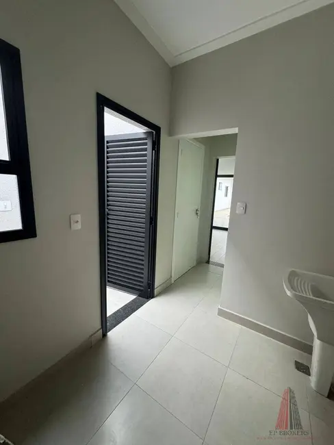 Foto 2 de Casa com 3 quartos à venda, 265m2 em Jardim Residencial Le France, Sorocaba - SP