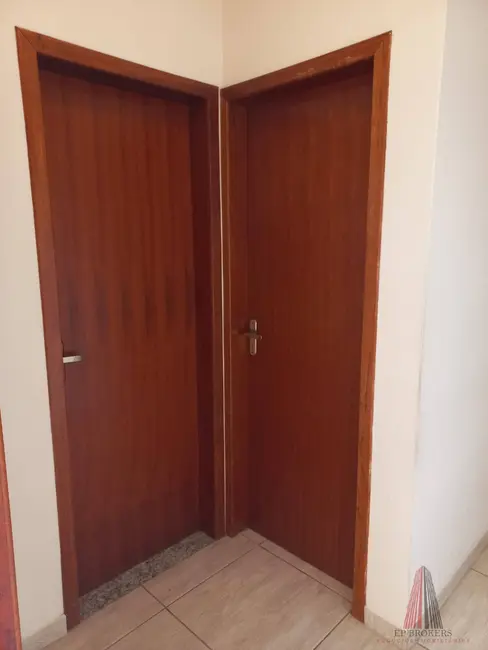 Casa à venda e para alugar em Jardim Maria Eugênia, Sorocaba - SP - imagem 6 Foto 6 de Casa à venda e para alugar em Jardim Maria Eugênia, Sorocaba - SP