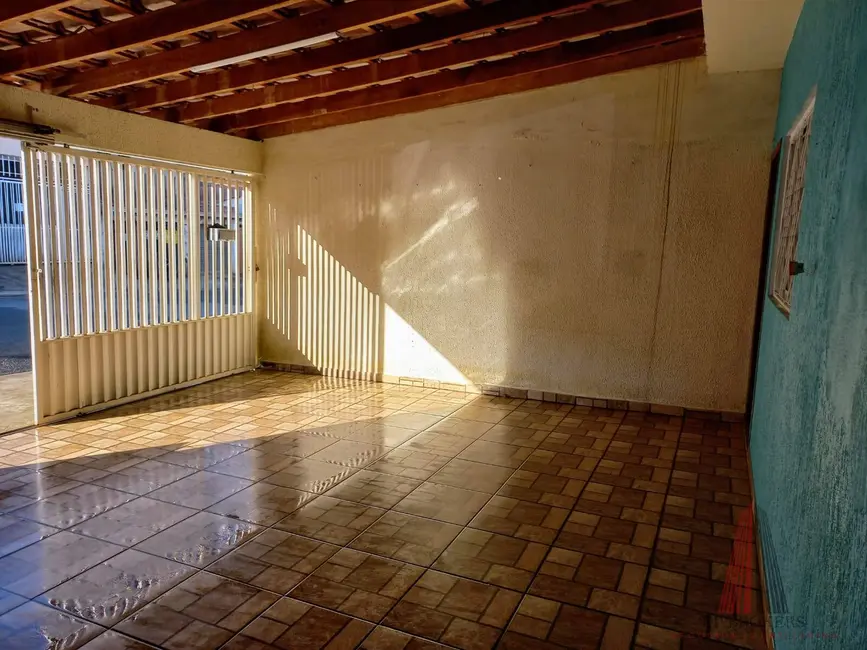 Casa à venda e para alugar em Jardim Maria Eugênia, Sorocaba - SP - imagem 3 Foto 3 de Casa à venda e para alugar em Jardim Maria Eugênia, Sorocaba - SP
