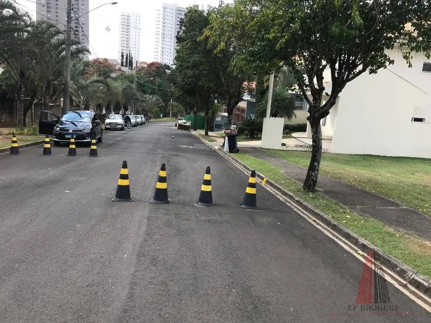 Foto 2 de Terreno / Lote à venda, 360m2 em Parque Campolim, Sorocaba - SP