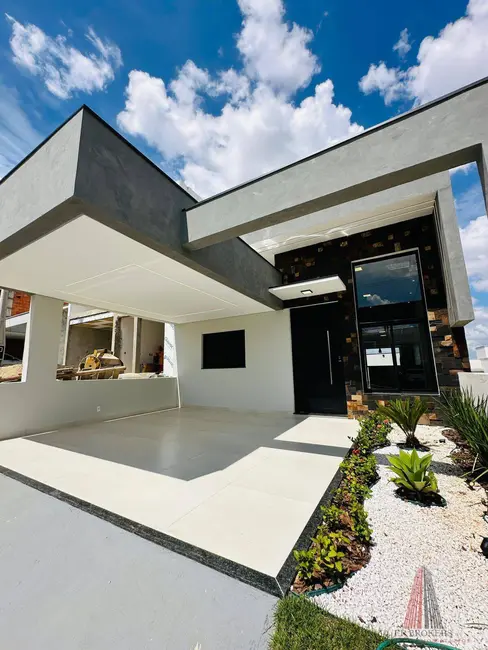 Foto 2 de Casa de Condomínio com 3 quartos à venda, 150m2 em Horto Florestal, Sorocaba - SP