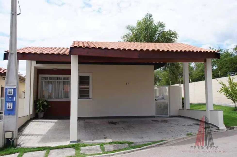 Casa com 3 quartos à venda, 212m2 em Jardim Residencial Villa Amato, Sorocaba - SP - imagem 2 Foto 2 de Casa com 3 quartos à venda, 212m2 em Jardim Residencial Villa Amato, Sorocaba - SP