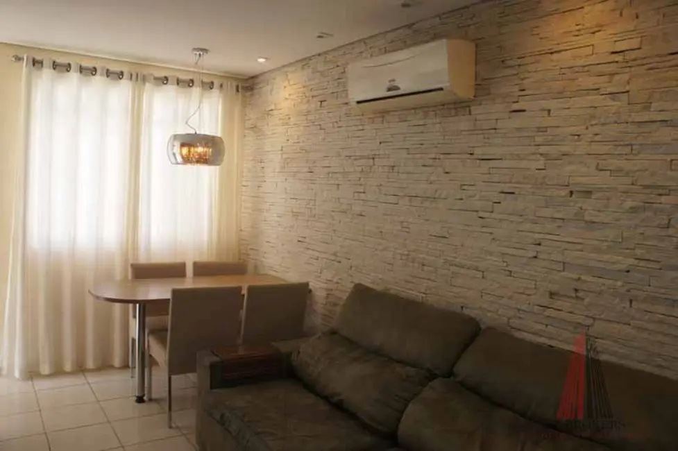 Casa com 3 quartos à venda, 212m2 em Jardim Residencial Villa Amato, Sorocaba - SP - imagem 6 Foto 6 de Casa com 3 quartos à venda, 212m2 em Jardim Residencial Villa Amato, Sorocaba - SP