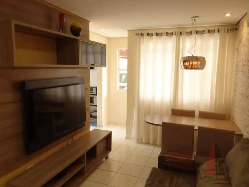 Casa com 3 quartos à venda, 212m2 em Jardim Residencial Villa Amato, Sorocaba - SP - imagem 4 Foto 4 de Casa com 3 quartos à venda, 212m2 em Jardim Residencial Villa Amato, Sorocaba - SP