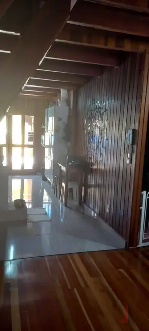 Casa com 3 quartos à venda, 132m2 em Jardim Residencial Villa Amato, Sorocaba - SP - imagem 6 Foto 6 de Casa com 3 quartos à venda, 132m2 em Jardim Residencial Villa Amato, Sorocaba - SP