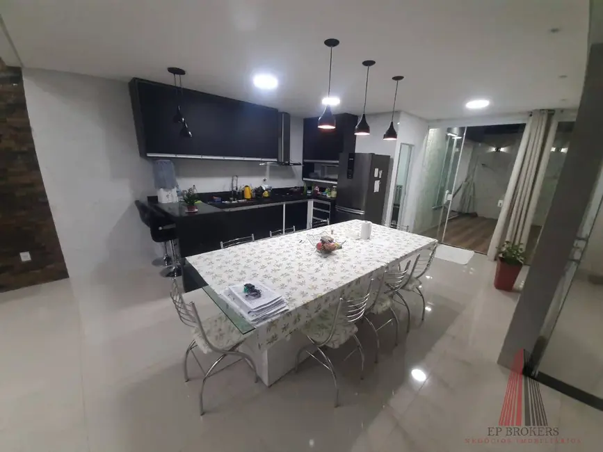 Casa com 3 quartos à venda em Cajuru do Sul, Sorocaba - SP - imagem 5 Foto 5 de Casa com 3 quartos à venda em Cajuru do Sul, Sorocaba - SP