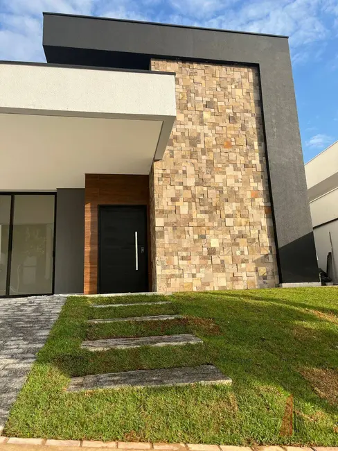 Foto 3 de Casa de Condomínio com 3 quartos à venda, 310m2 em Votorantim - SP