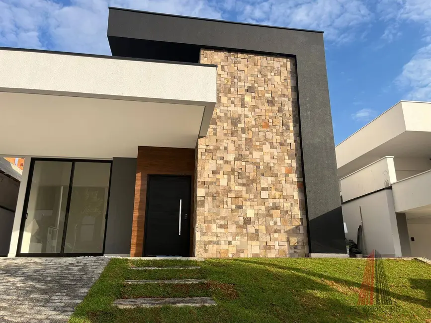 Foto 2 de Casa de Condomínio com 3 quartos à venda, 310m2 em Votorantim - SP
