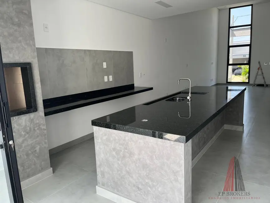 Casa com 3 quartos à venda em Cajuru do Sul, Sorocaba - SP - imagem 4 Foto 4 de Casa com 3 quartos à venda em Cajuru do Sul, Sorocaba - SP