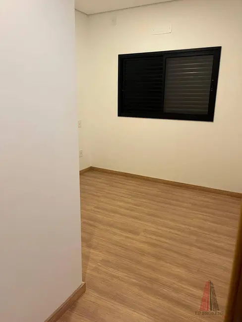 Casa com 3 quartos à venda em Cajuru do Sul, Sorocaba - SP - imagem 9 Foto 9 de Casa com 3 quartos à venda em Cajuru do Sul, Sorocaba - SP