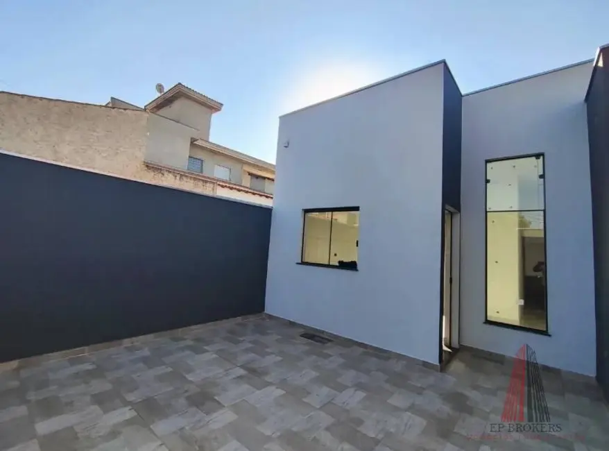 Casa com 2 quartos à venda, 125m2 em Parque São Bento, Sorocaba - SP - imagem 4 Foto 4 de Casa com 2 quartos à venda, 125m2 em Parque São Bento, Sorocaba - SP