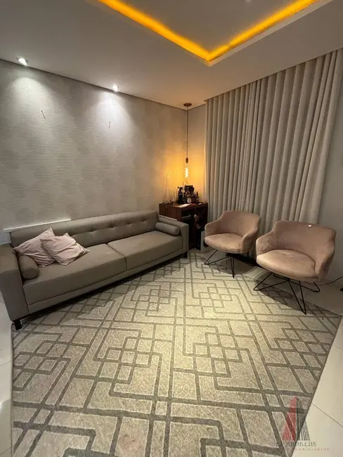 Apartamento com 2 quartos à venda, 70m2 em Jardim Guadalajara, Sorocaba - SP - imagem 3 Foto 3 de Apartamento com 2 quartos à venda, 70m2 em Jardim Guadalajara, Sorocaba - SP