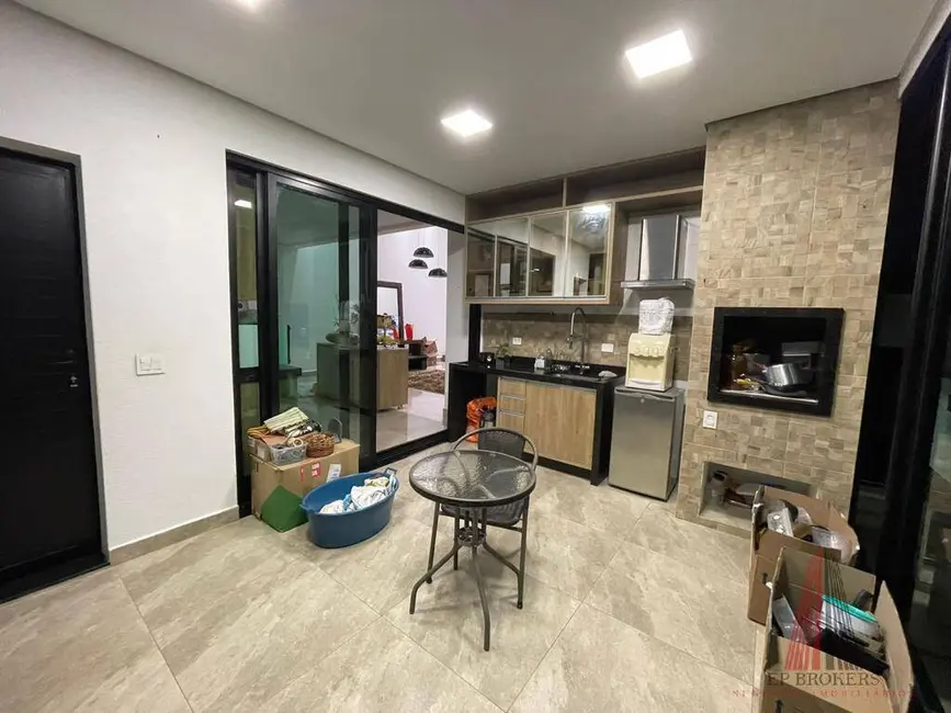 Casa com 3 quartos à venda em Jardim Ibiti do Paço, Sorocaba - SP - imagem 8 Foto 8 de Casa com 3 quartos à venda em Jardim Ibiti do Paço, Sorocaba - SP