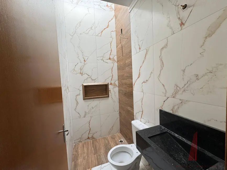 Casa com 2 quartos à venda em Jardim Tulipas, Sorocaba - SP - imagem 8 Foto 8 de Casa com 2 quartos à venda em Jardim Tulipas, Sorocaba - SP