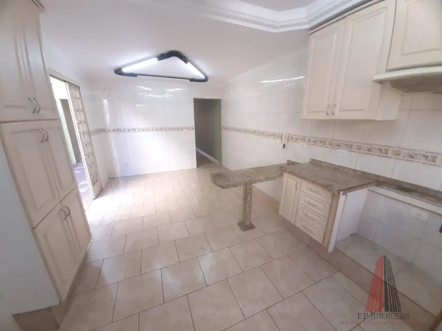 Casa com 3 quartos à venda em Jardim Simus, Sorocaba - SP - imagem 8 Foto 8 de Casa com 3 quartos à venda em Jardim Simus, Sorocaba - SP