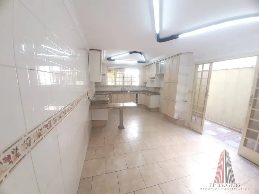 Casa com 3 quartos à venda em Jardim Simus, Sorocaba - SP - imagem 6 Foto 6 de Casa com 3 quartos à venda em Jardim Simus, Sorocaba - SP
