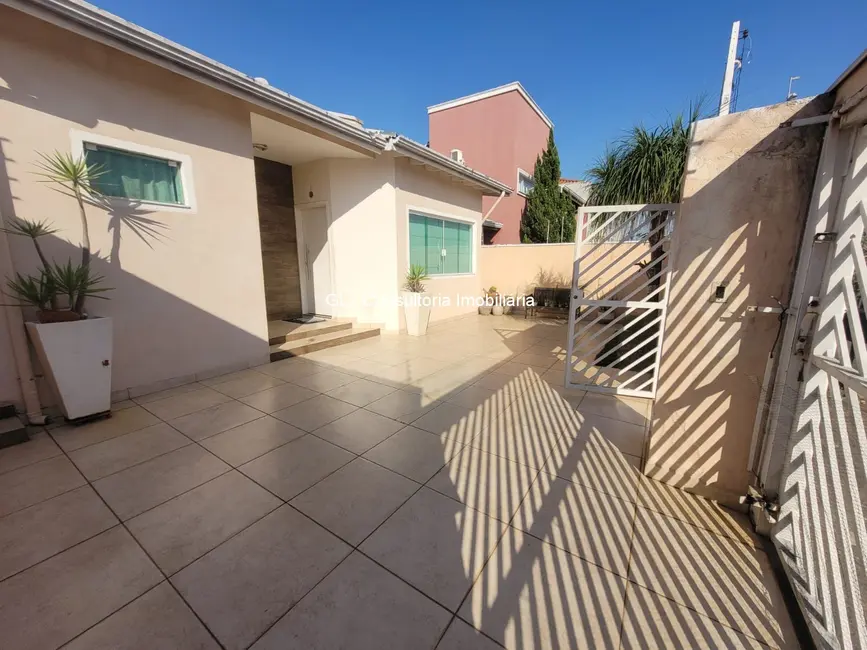 Foto 4 de Casa com 3 quartos à venda, 150m2 em Jardim Europa II, Indaiatuba - SP