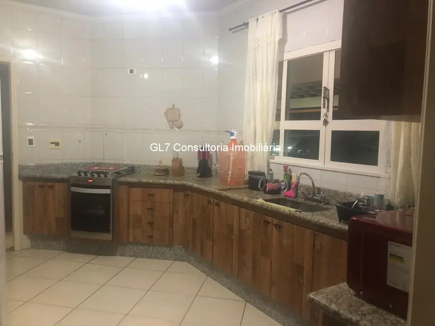 Foto 8 de Chácara com 3 quartos à venda, 300m2 em Parque das Bandeiras, Indaiatuba - SP