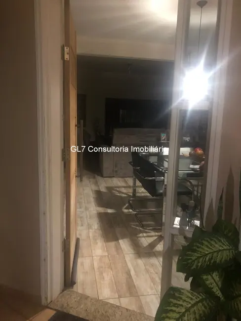 Foto 3 de Chácara com 3 quartos à venda, 300m2 em Parque das Bandeiras, Indaiatuba - SP