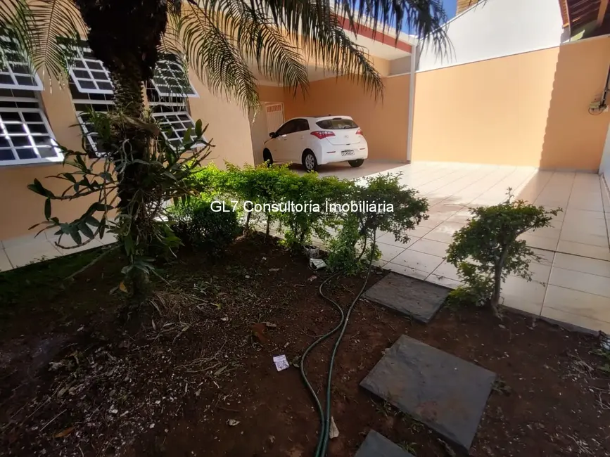 Foto 2 de Casa com 3 quartos à venda, 170m2 em Jardim Regina, Indaiatuba - SP